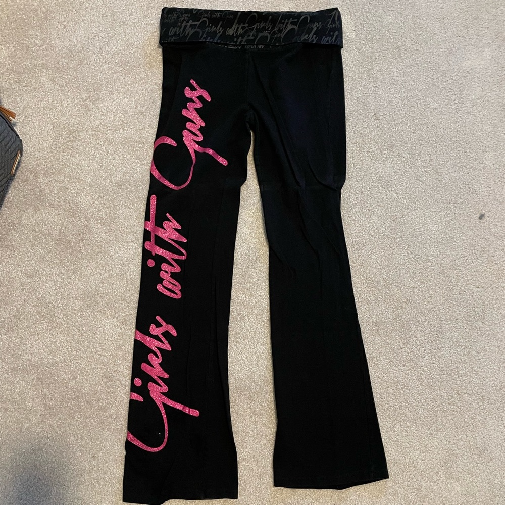 Size Medium Girls with Guns flare yoga pants